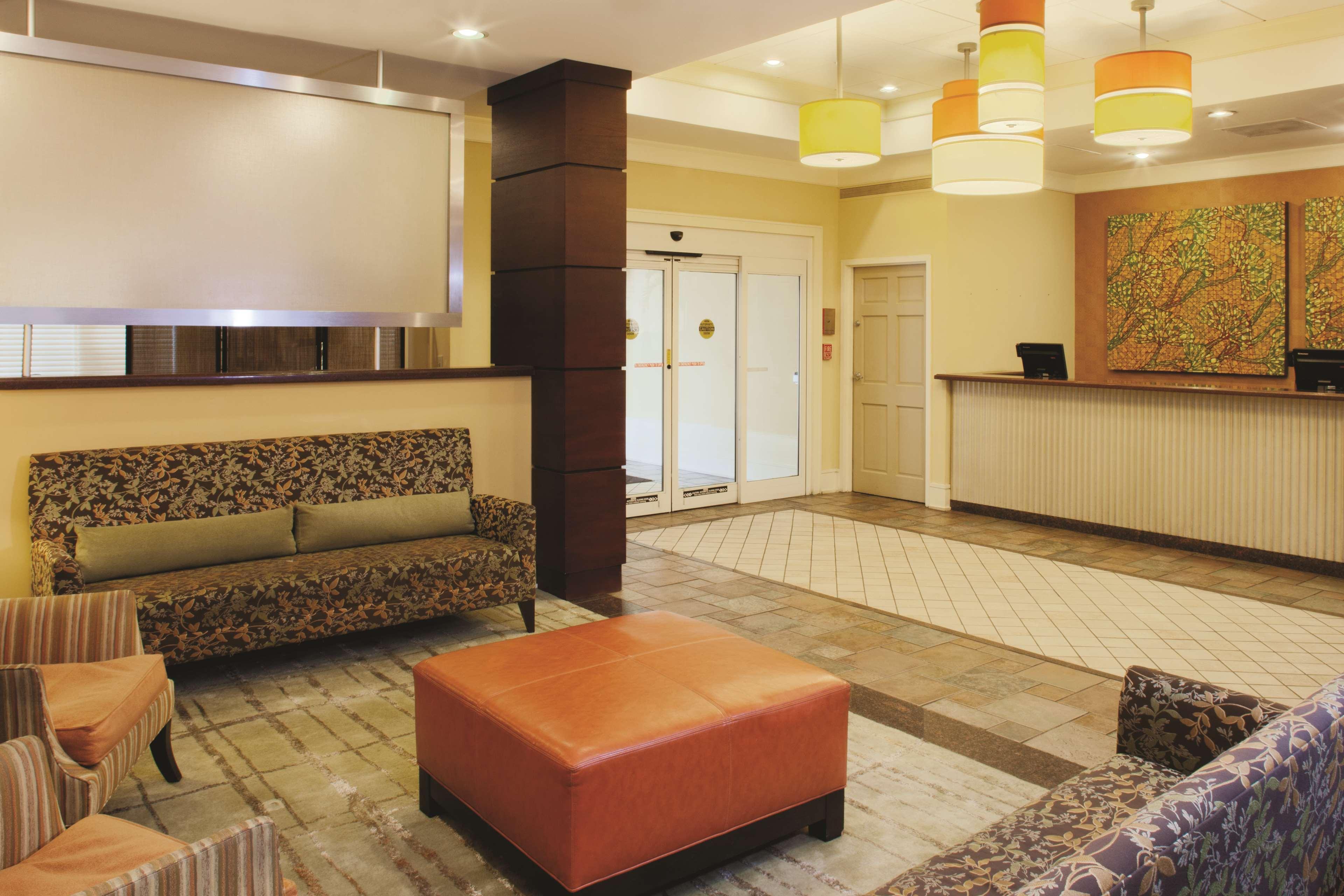 Doubletree Suites By Hilton At The Battery Atlanta Смирна Экстерьер фото