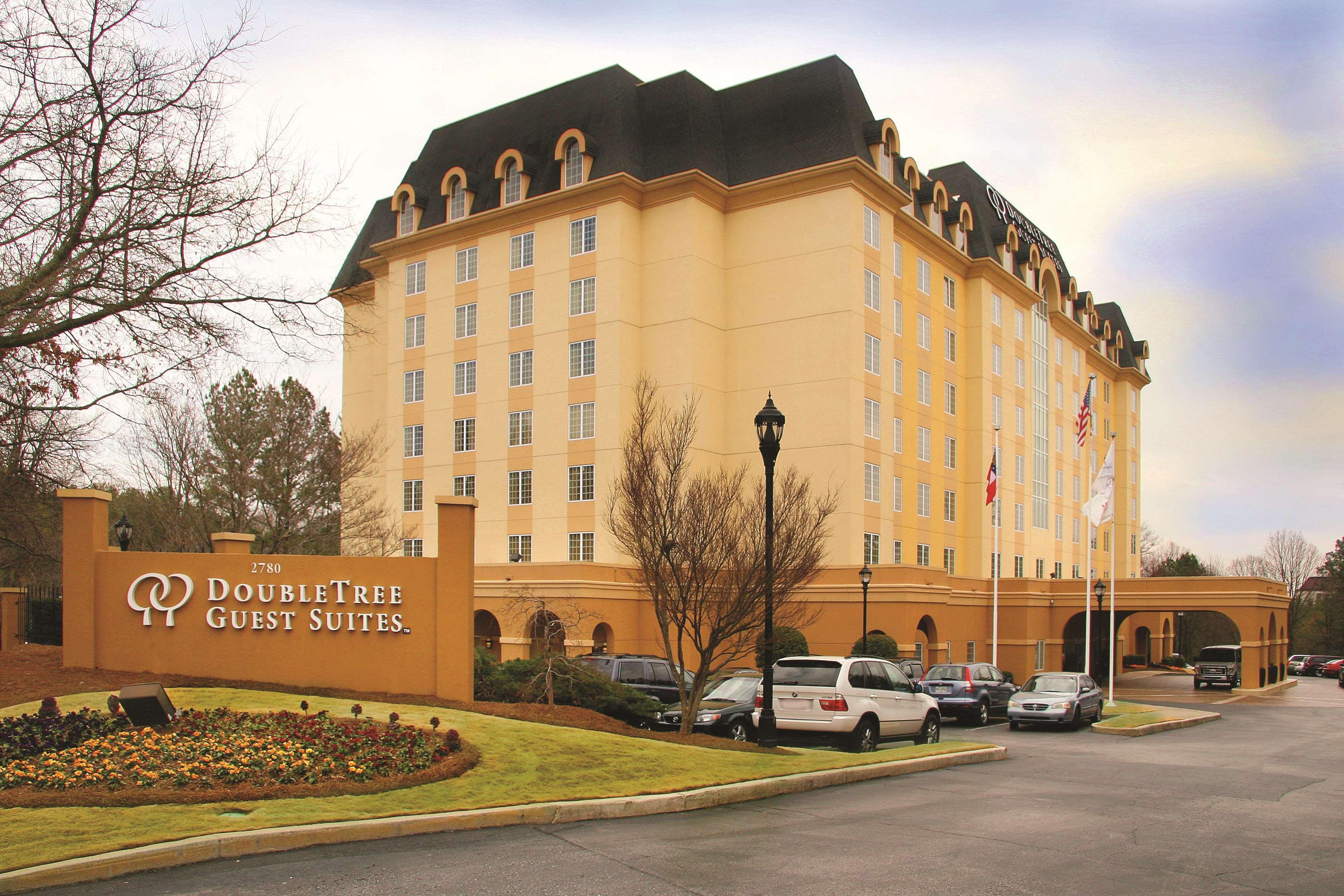 Doubletree Suites By Hilton At The Battery Atlanta Смирна Экстерьер фото